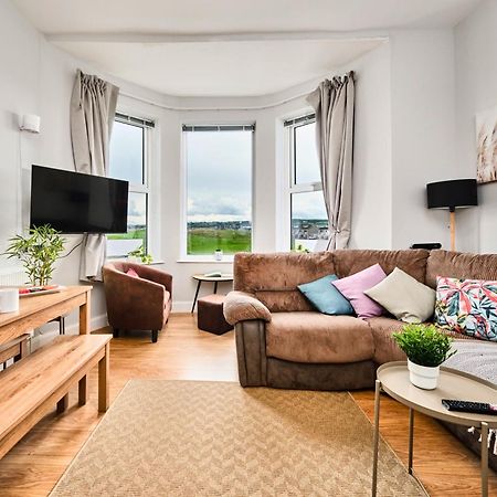 2 Dunluce Green - Portrush By The Sea ภายนอก รูปภาพ