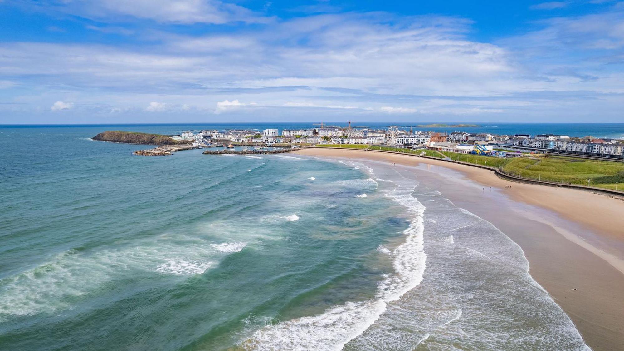 2 Dunluce Green - Portrush By The Sea ภายนอก รูปภาพ